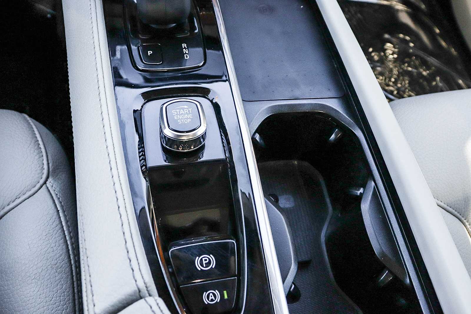 Thumbnail: 2022 Volvo XC90 - 30