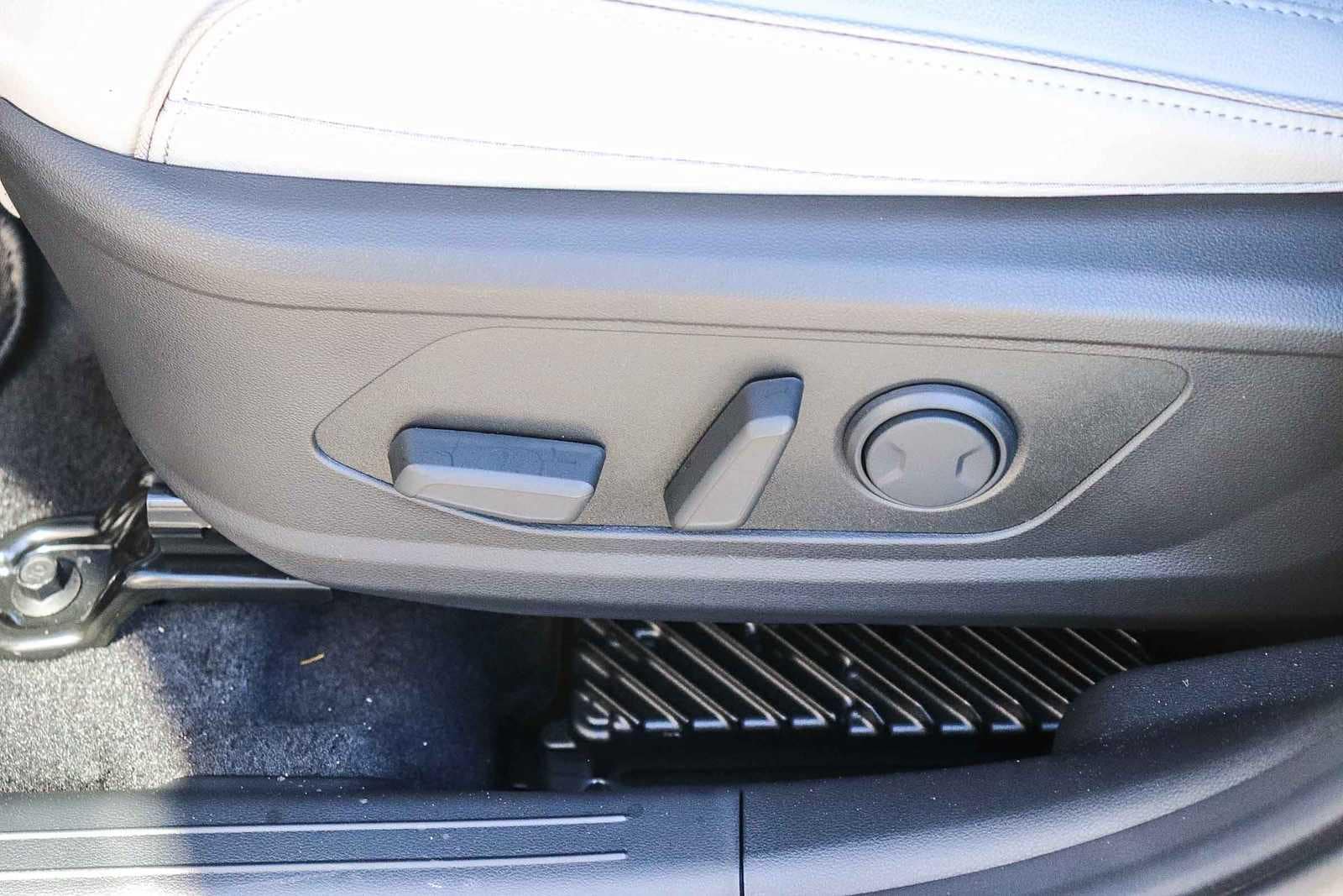 Thumbnail: 2025 Hyundai Tucson - 25