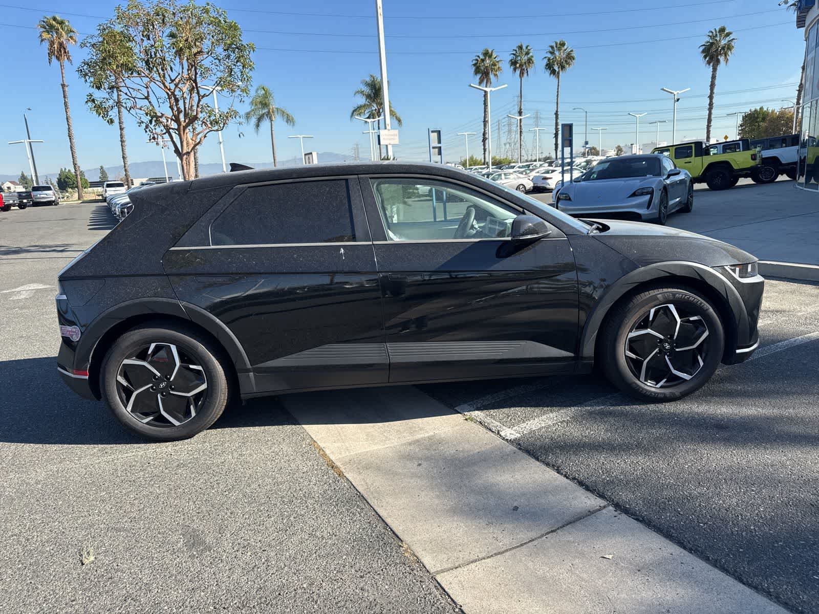 Thumbnail: 2023 Hyundai Ioniq 5 - 2