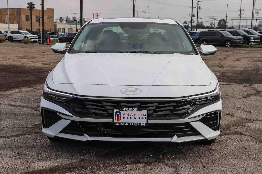 New 2026 Hyundai Elantra Hybrid Limited Sedan