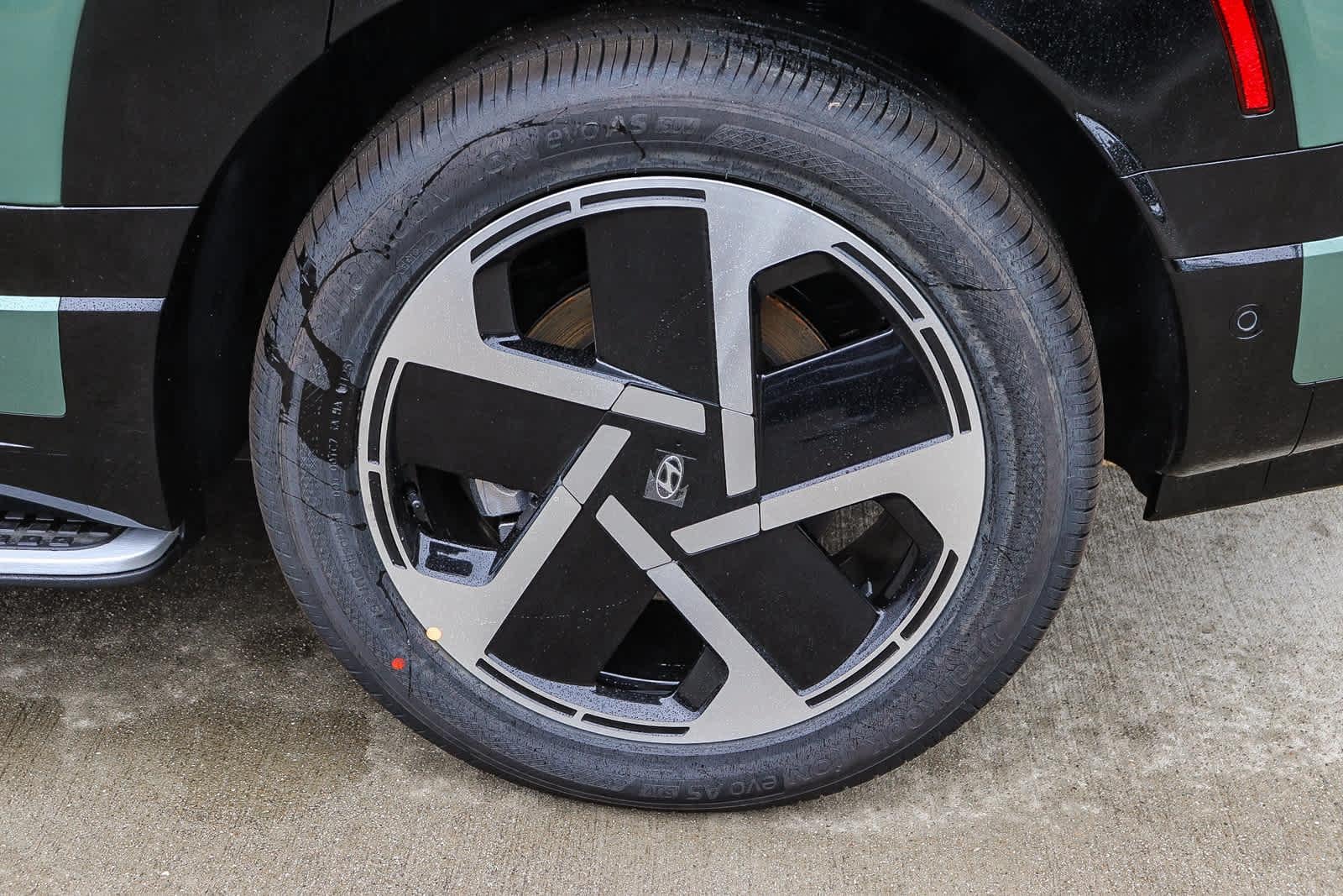 Thumbnail: 2026 Hyundai Ioniq - 11