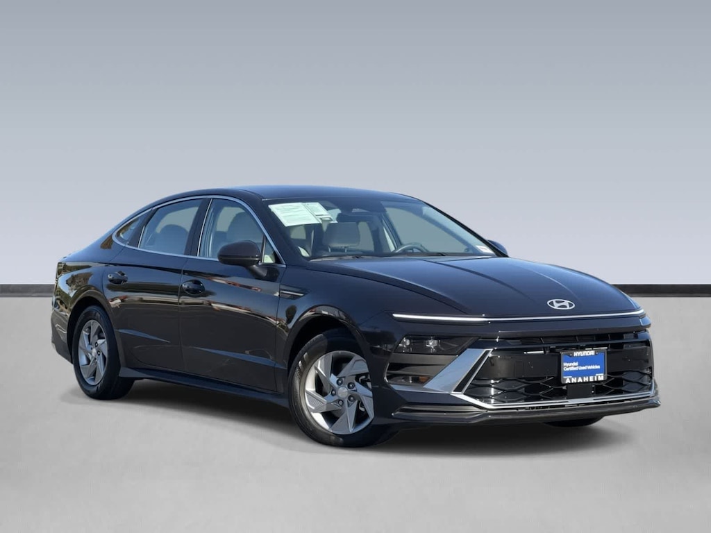 Certified 2025 Hyundai Sonata SE Sedan