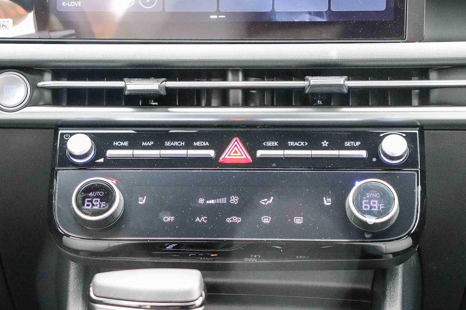 Thumbnail: 2026 Hyundai Santa Cruz - 18