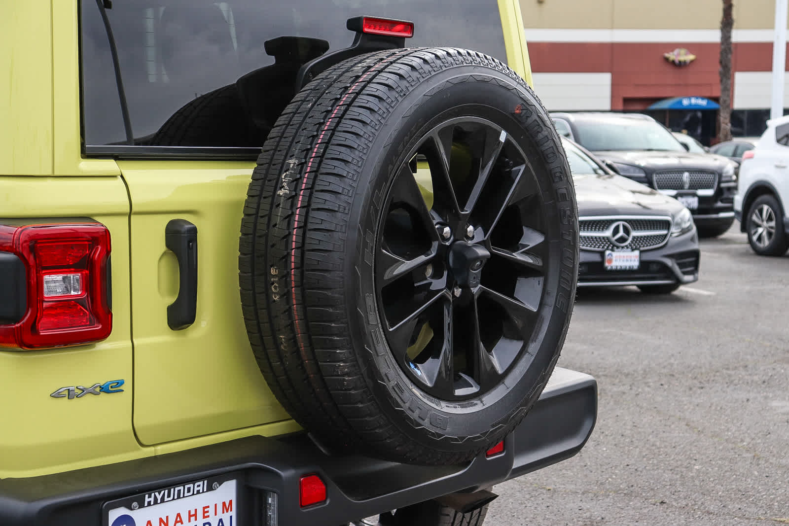 Thumbnail: 2023 Jeep Wrangler - 11