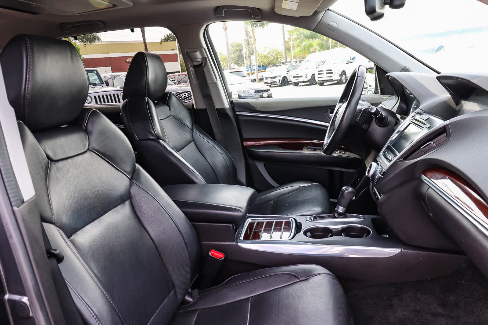 Thumbnail: 2015 Acura MDX - 23