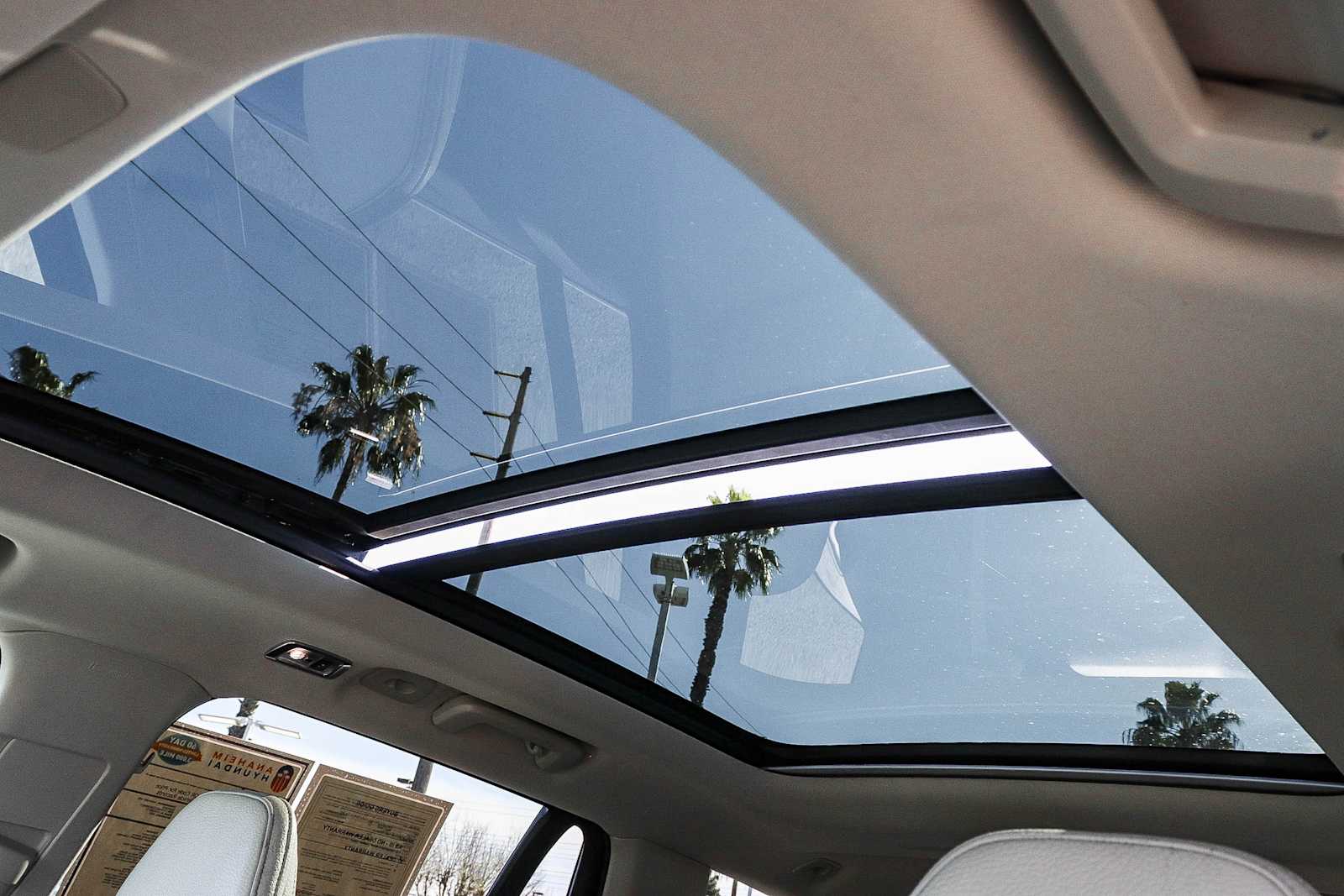 Thumbnail: 2022 Volvo XC90 - 35