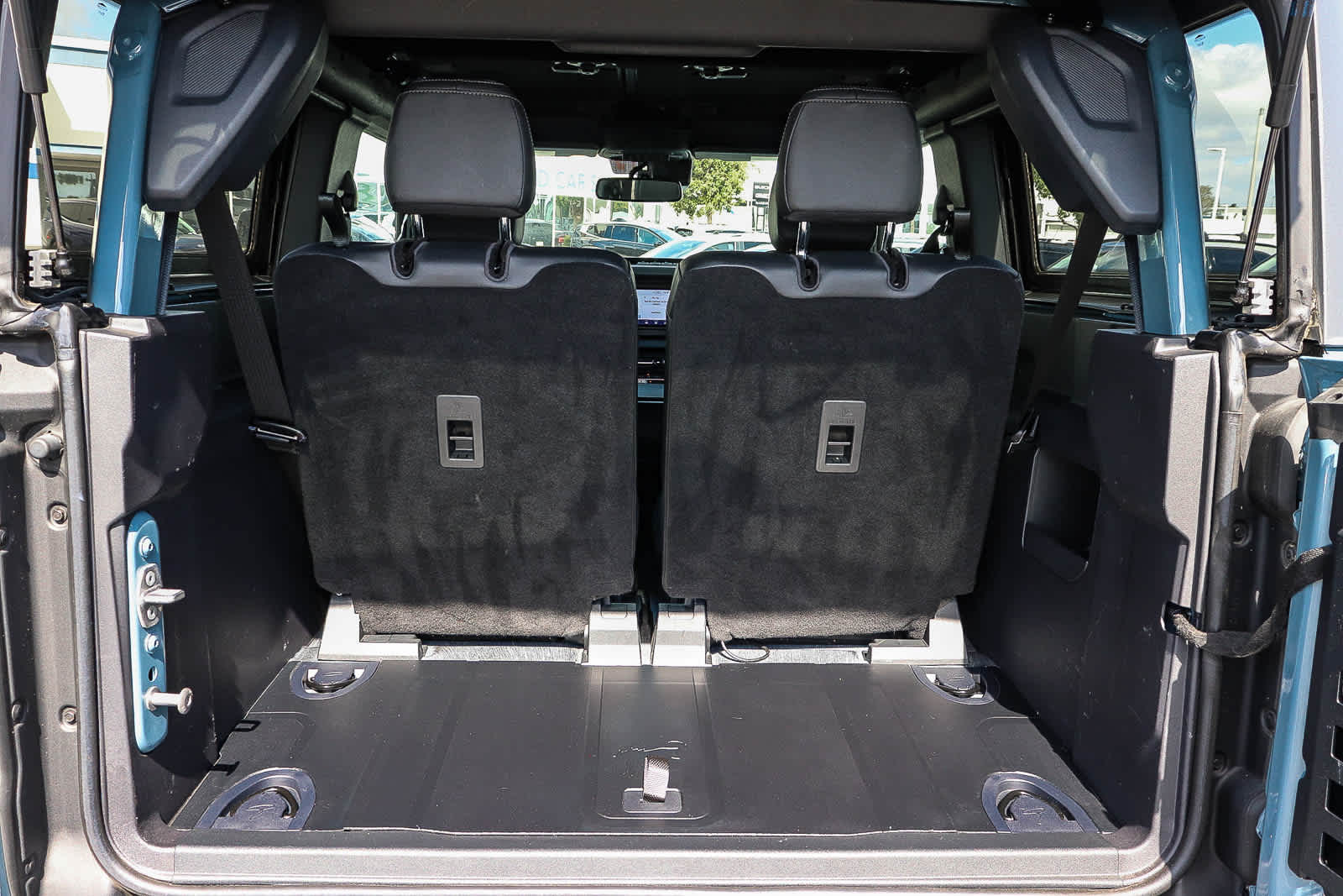 Thumbnail: 2022 Ford Bronco - 23