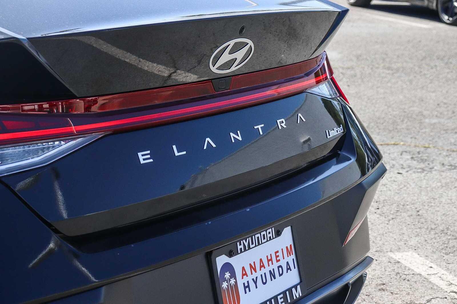 Thumbnail: 2026 Hyundai Elantra - 10