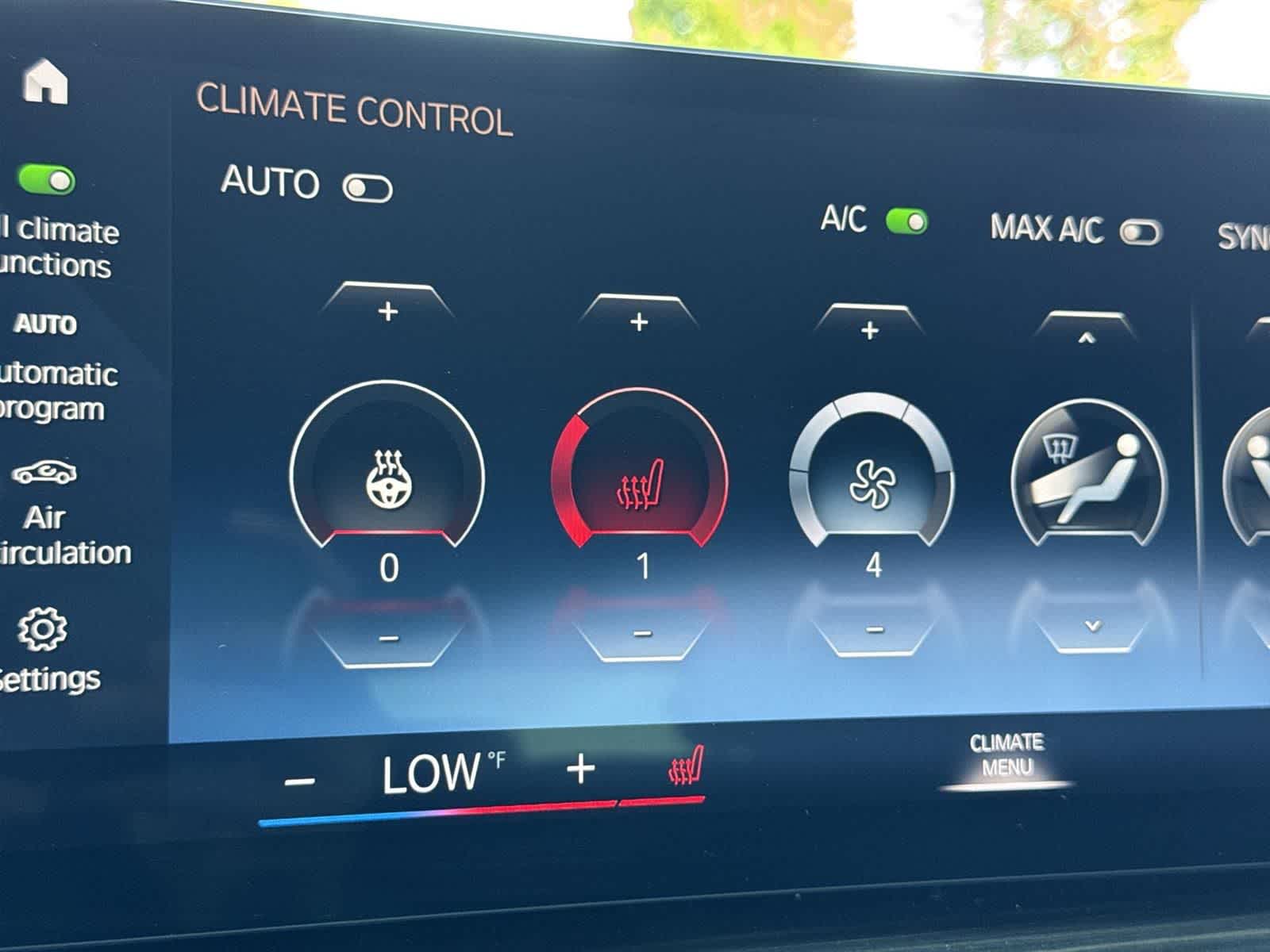 Thumbnail: 2023 BMW X7 - 20