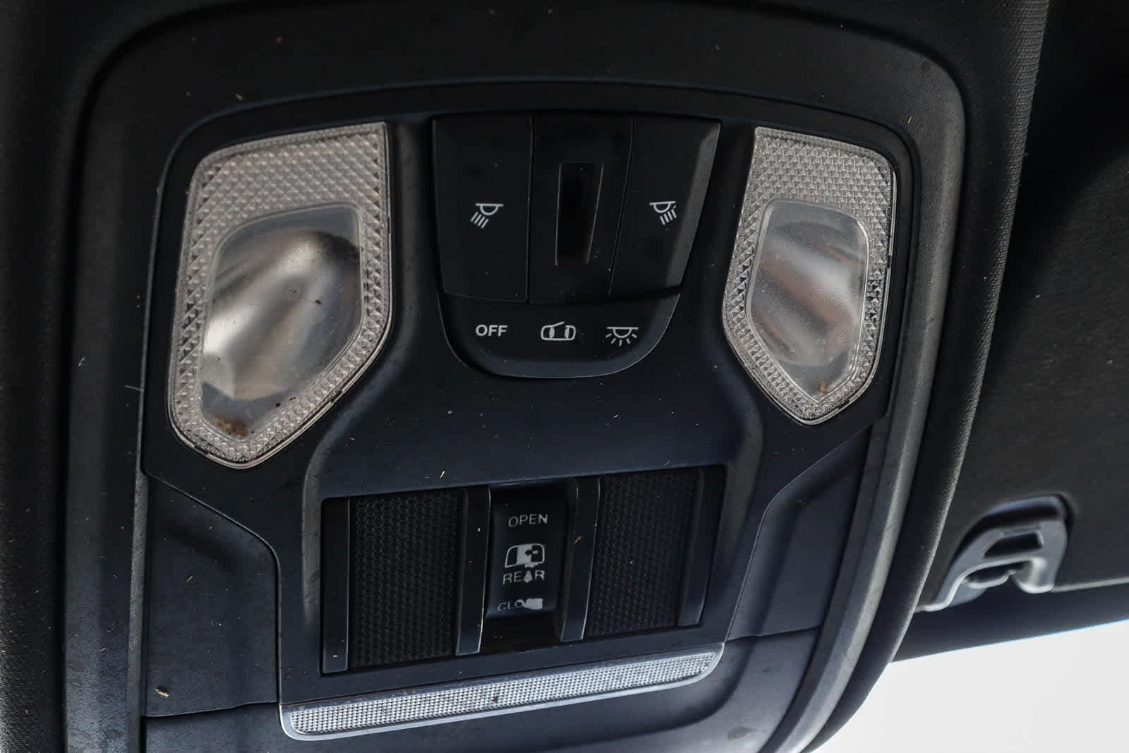 Thumbnail: 2019 RAM 1500 - 33