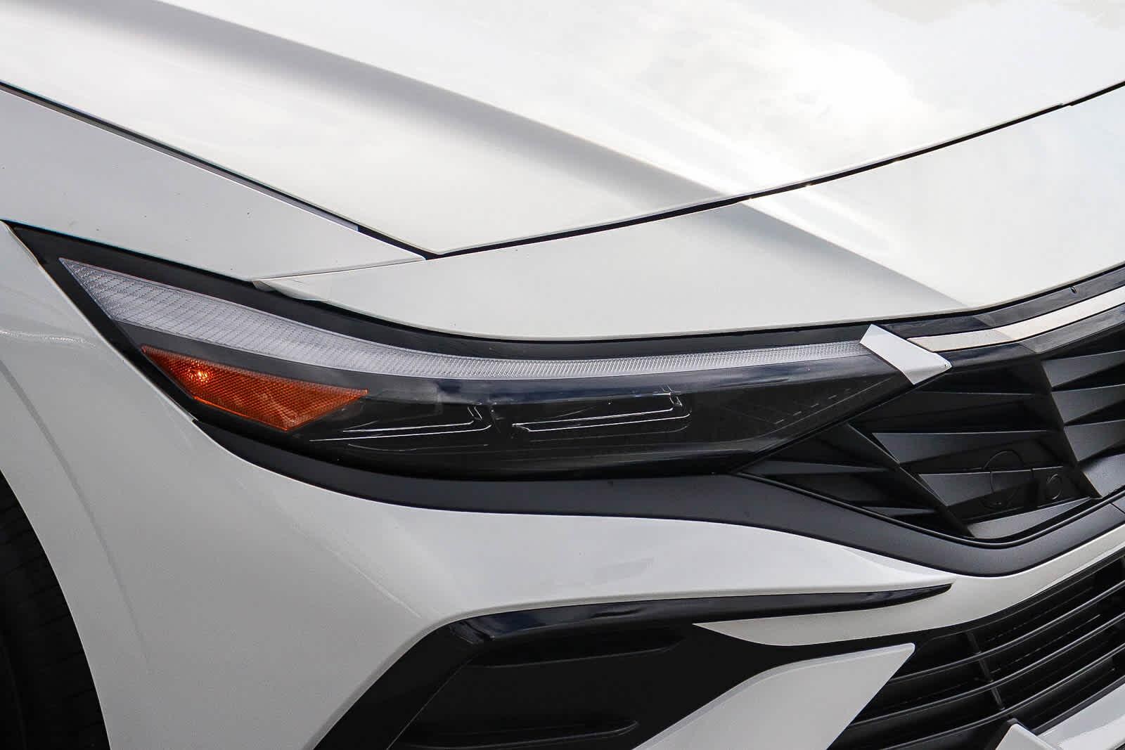 Thumbnail: 2026 Hyundai Elantra - 4