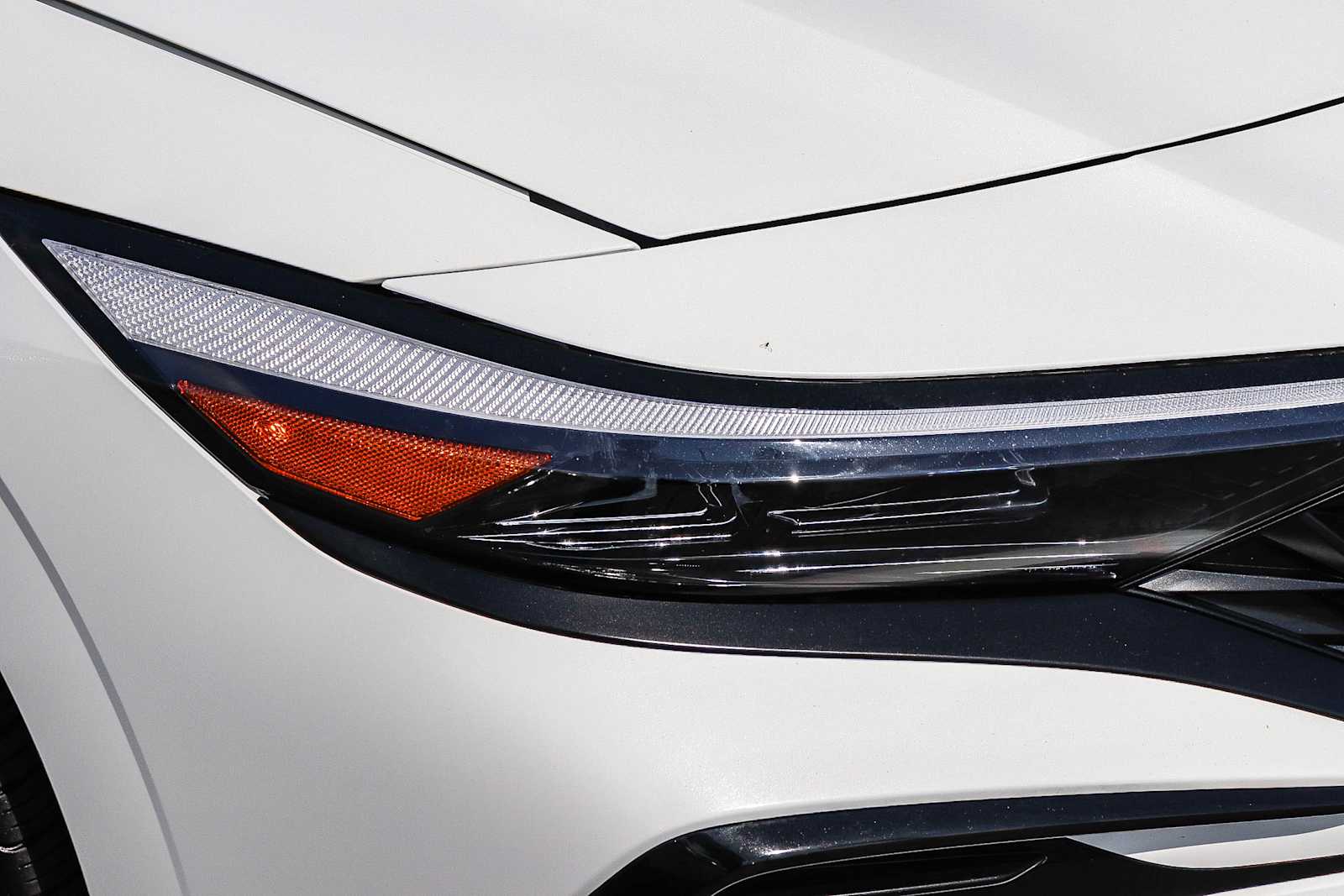 Thumbnail: 2025 Hyundai Elantra - 4