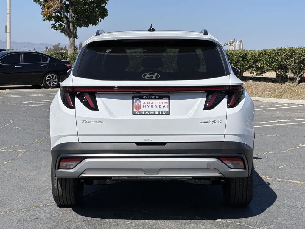 New 2025 Hyundai Tucson Hybrid SEL Convenience SUV
