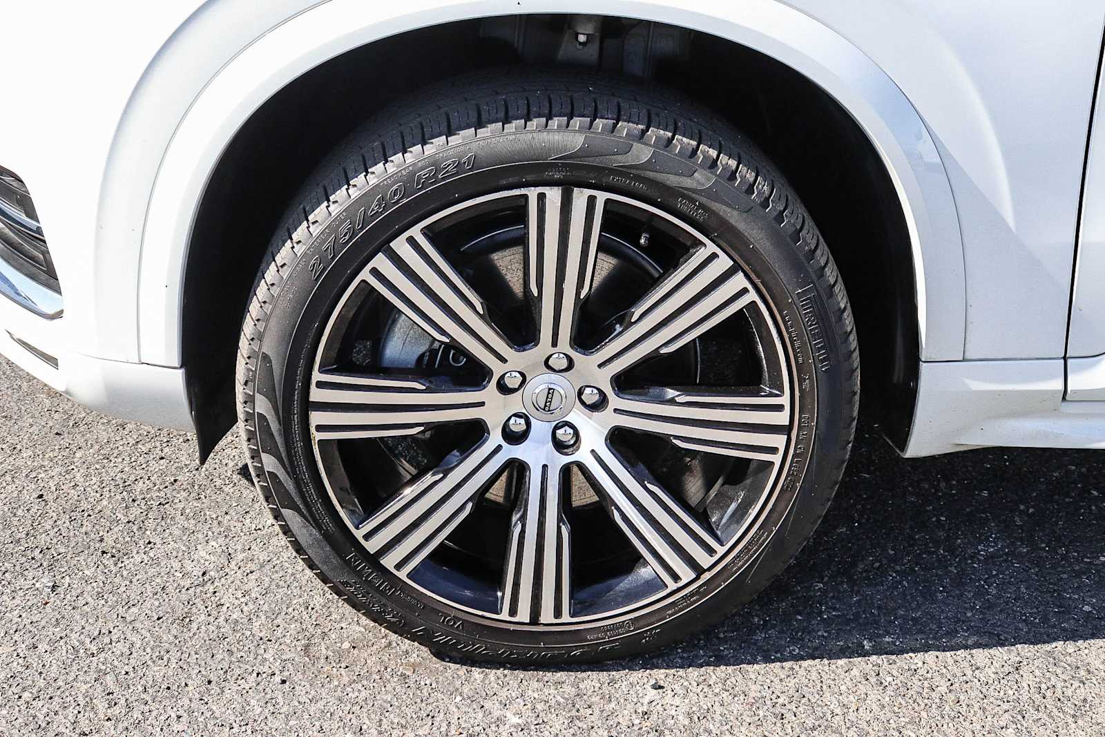 Thumbnail: 2022 Volvo XC90 - 13