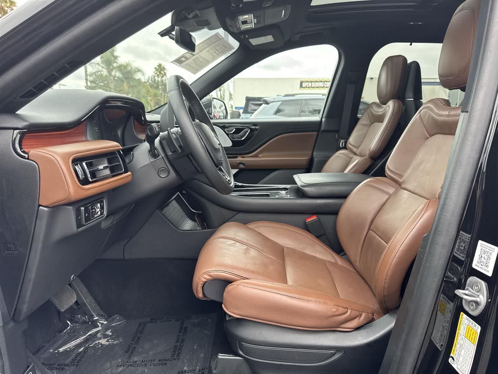 Thumbnail: 2023 Lincoln Aviator - 23