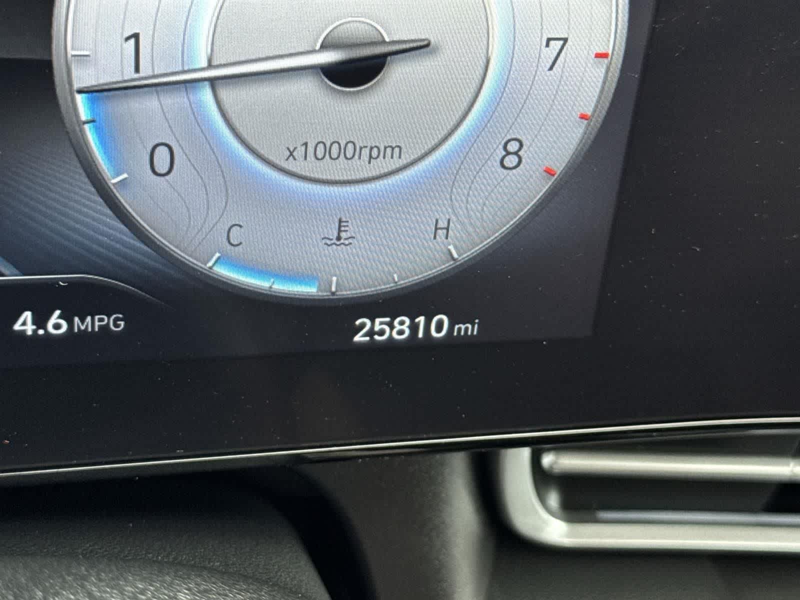 Thumbnail: 2023 Hyundai Elantra - 18