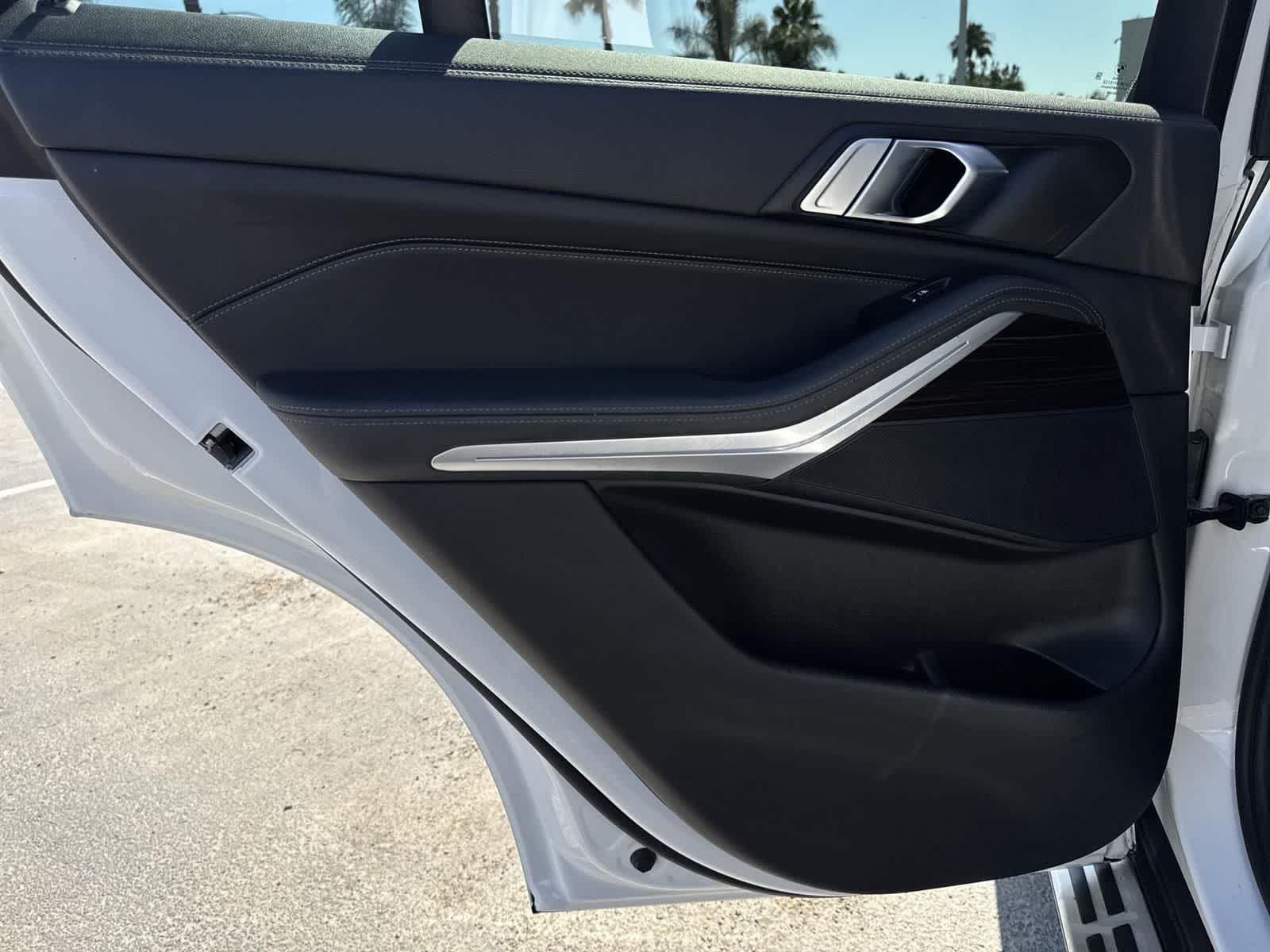 Thumbnail: 2023 BMW X5 - 26