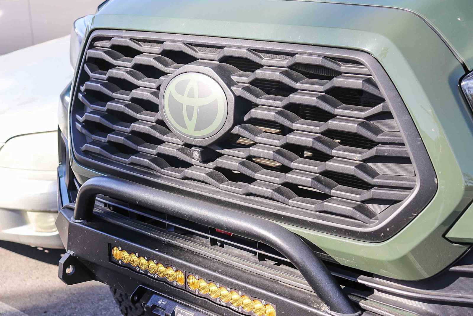 Thumbnail: 2021 Toyota Tacoma - 3