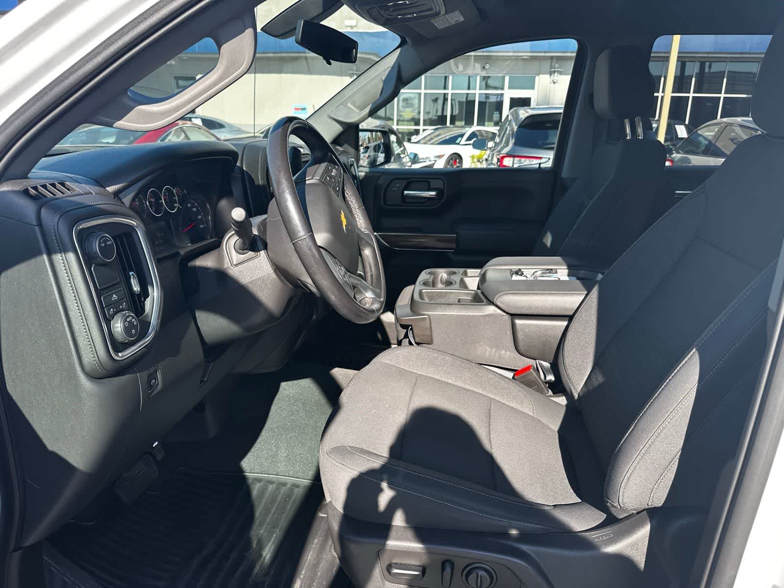 Thumbnail: 2021 Chevrolet Silverado 1500 - 9