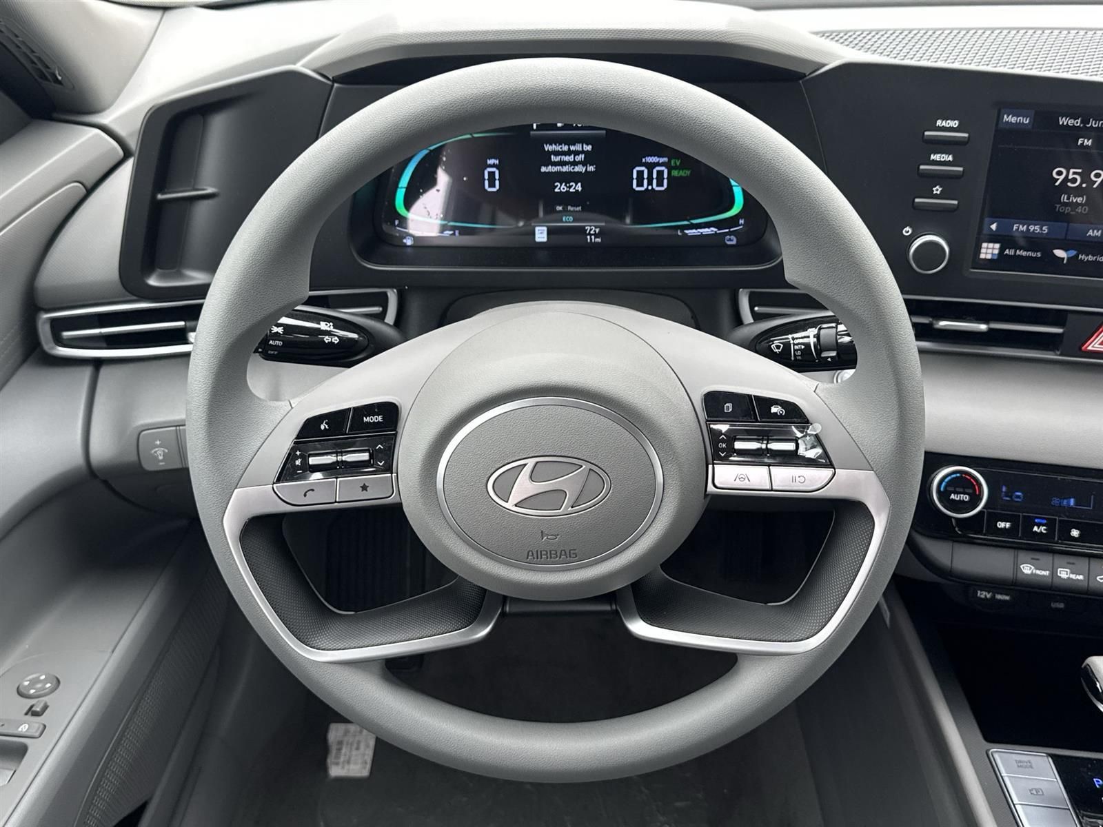 Thumbnail: 2025 Hyundai Elantra - 10