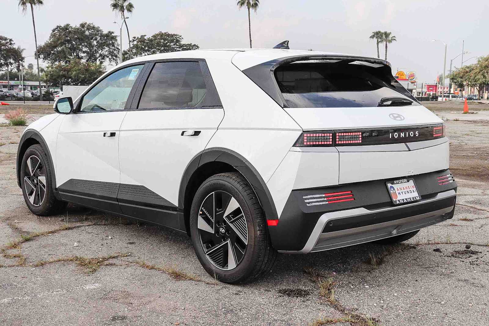 Thumbnail: 2026 Hyundai Ioniq 5 - 9