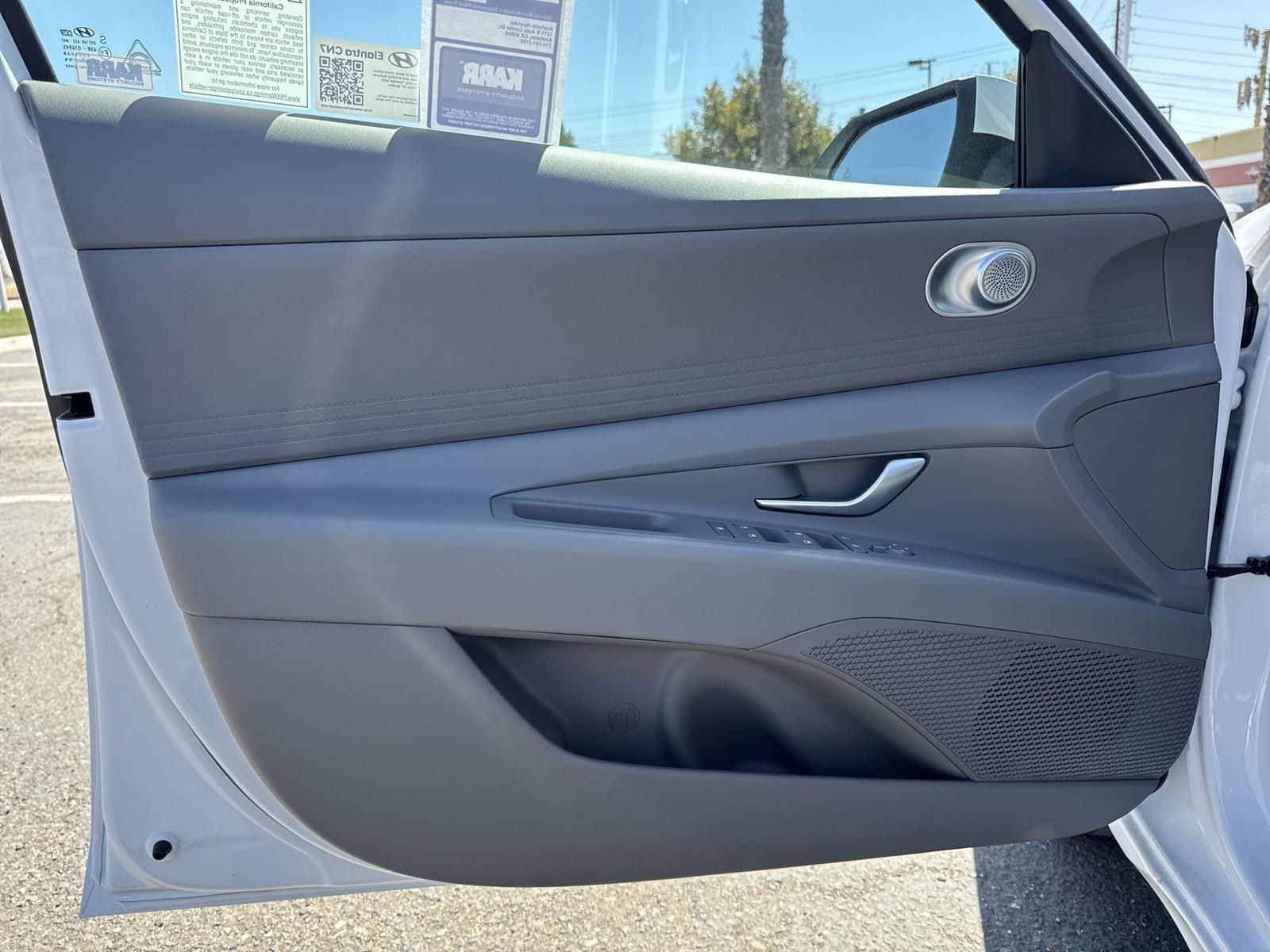 Thumbnail: 2025 Hyundai Elantra - 24