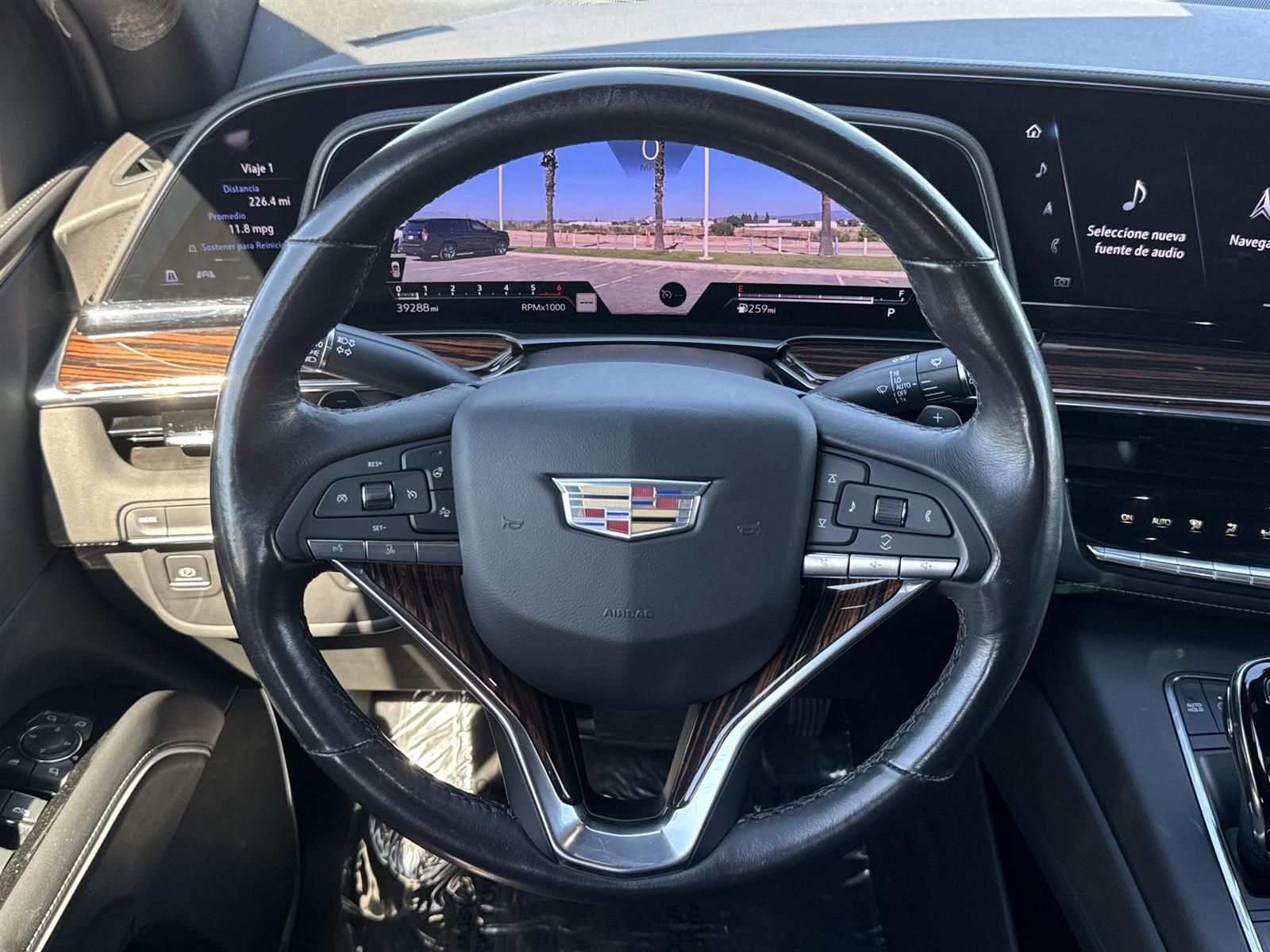 Thumbnail: 2023 Cadillac Escalade - 9