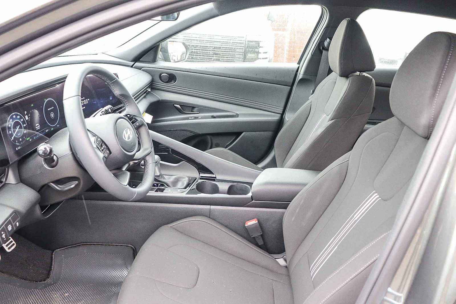 Thumbnail: 2026 Hyundai Elantra - 24