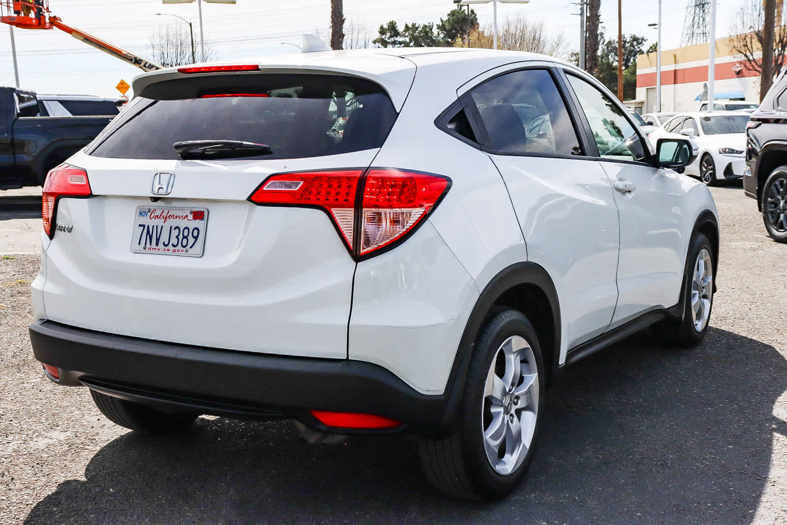 Thumbnail: 2016 Honda HR-V - 6