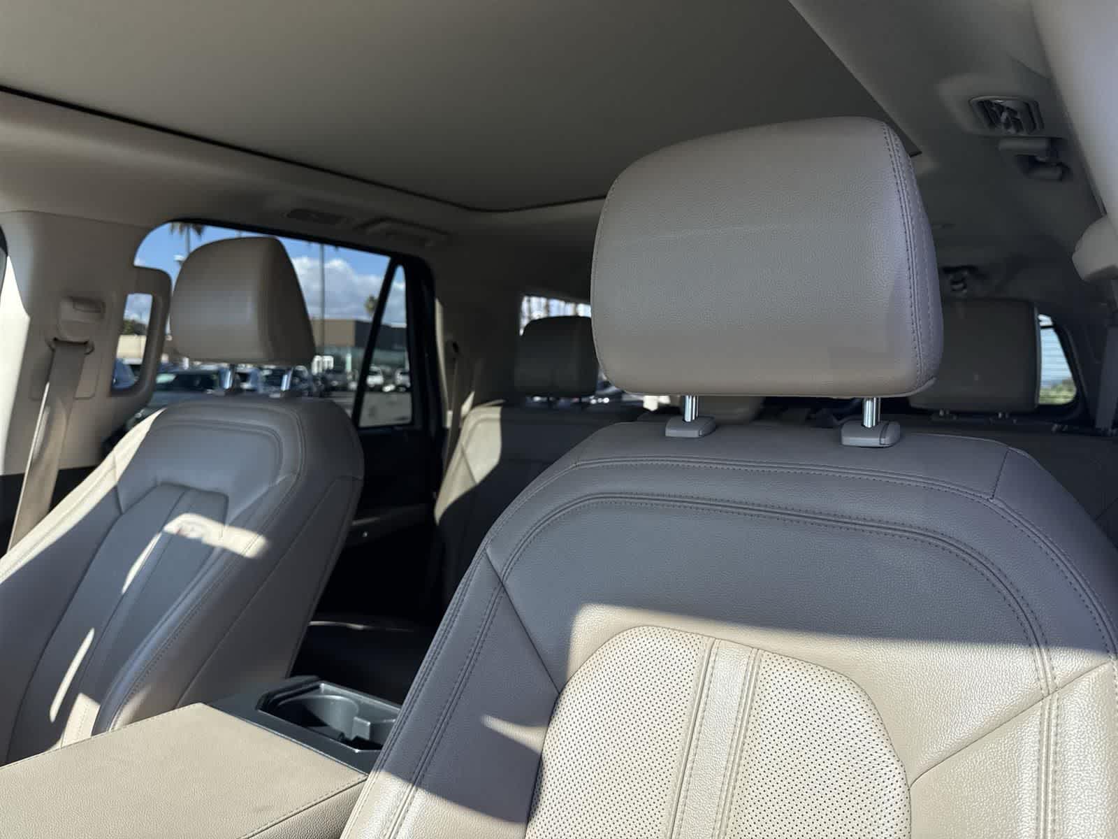 Thumbnail: 2023 Ford Expedition MAX - 25