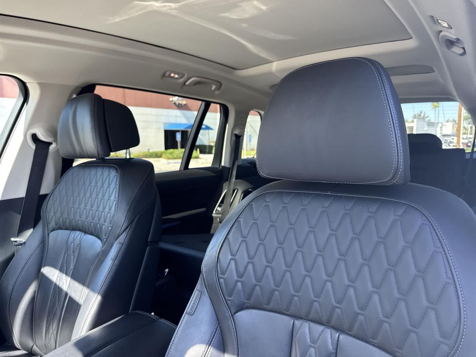 Thumbnail: 2023 BMW X7 - 25