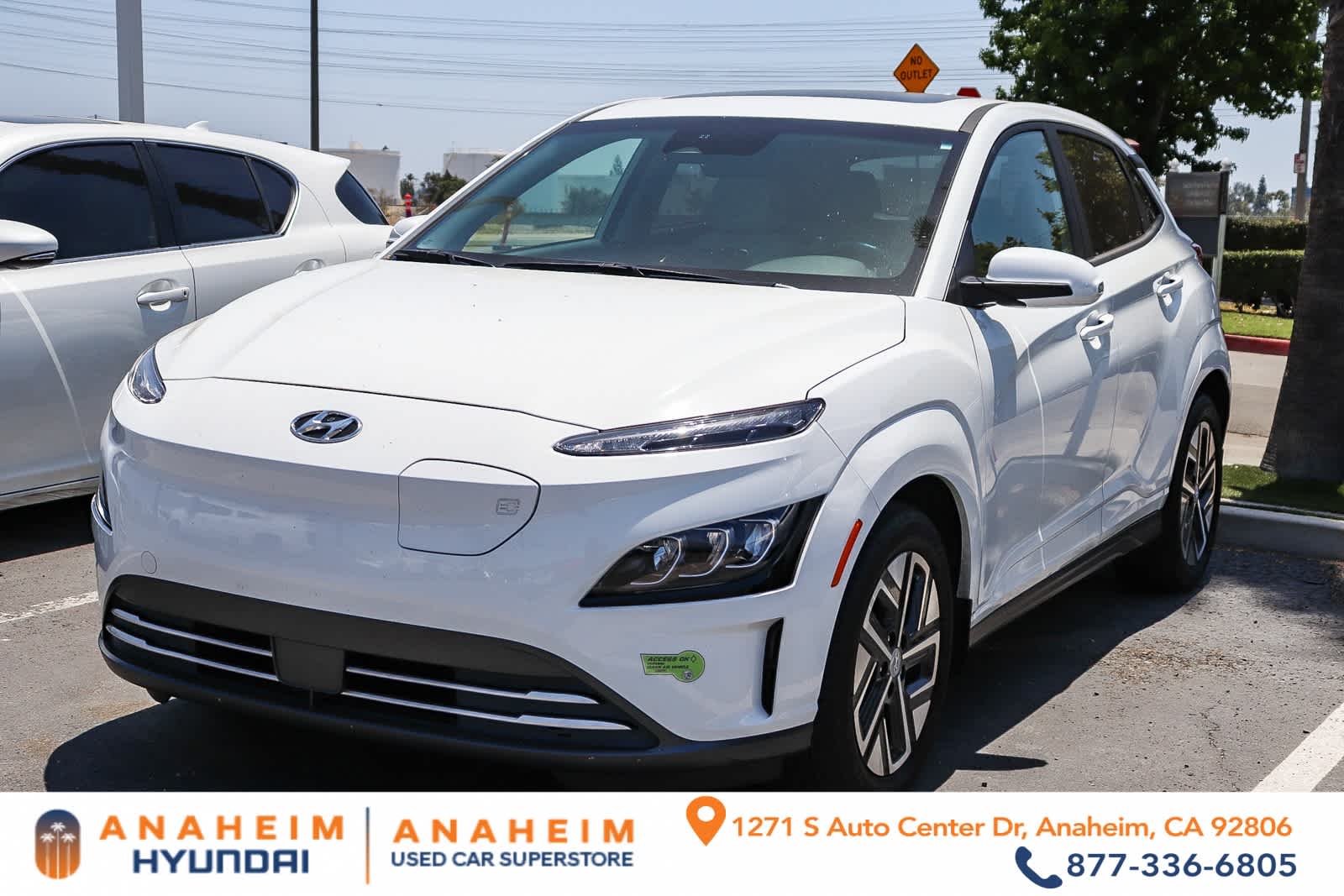 2023 Hyundai Kona Electric Limited's photo