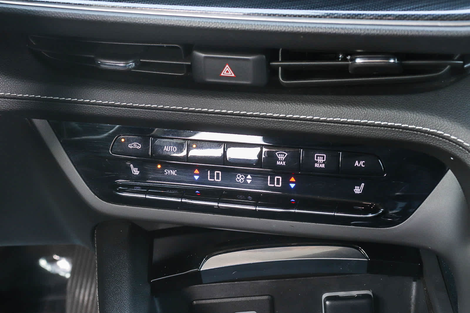 Thumbnail: 2021 Buick Envision - 16