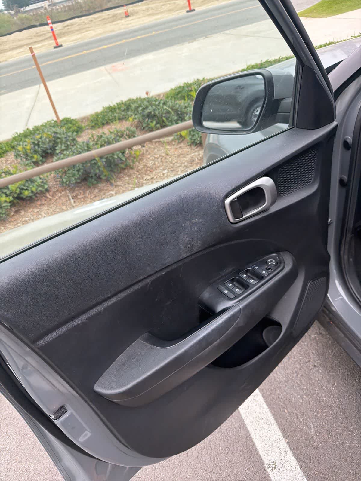 Thumbnail: 2022 Hyundai Venue - 7