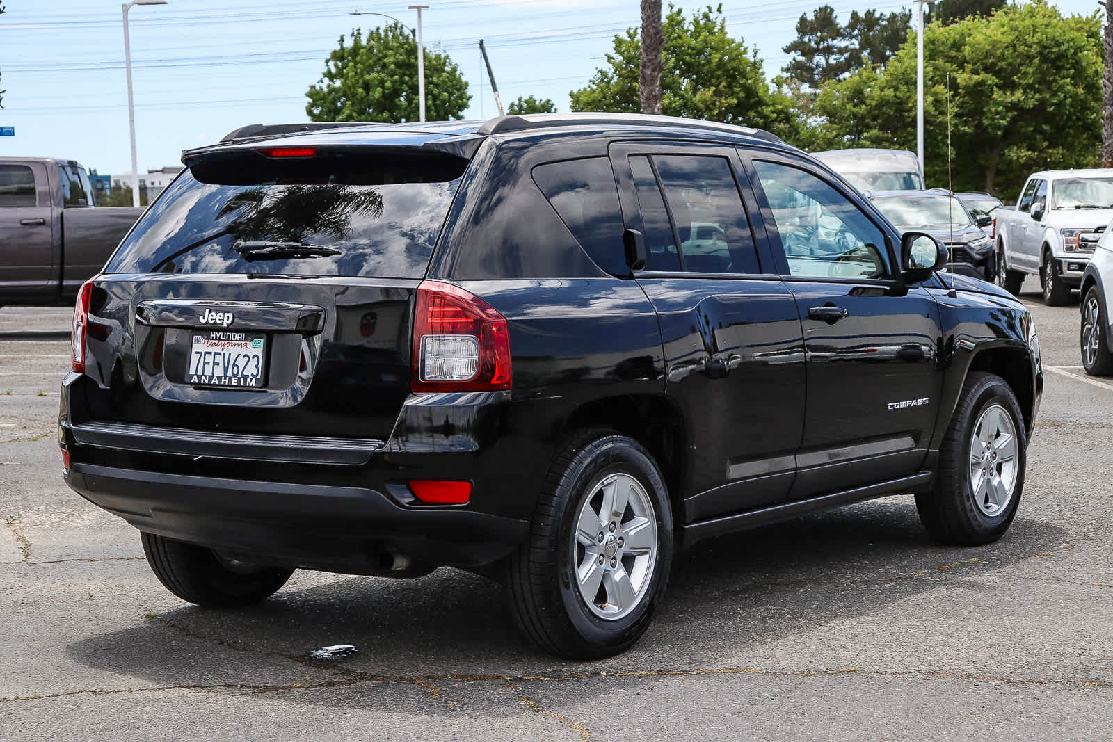 Thumbnail: 2014 Jeep Compass - 6