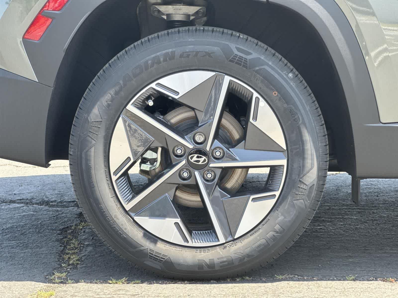 Thumbnail: 2025 Hyundai Tucson - 8