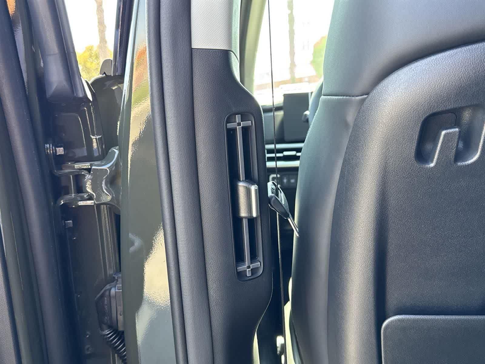 Thumbnail: 2026 Hyundai Santa Fe - 32