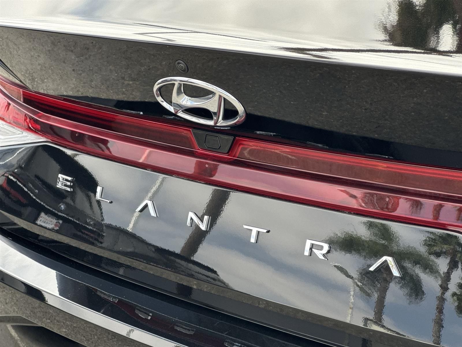 Thumbnail: 2022 Hyundai Elantra - 27