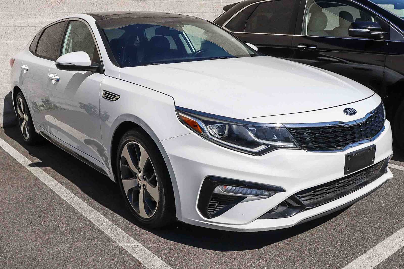 Thumbnail: 2019 Kia Optima - 3