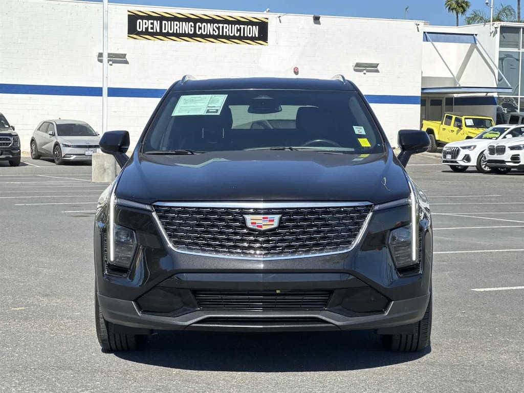 Used 2024 Cadillac XT4 FWD Premium Luxury SUV