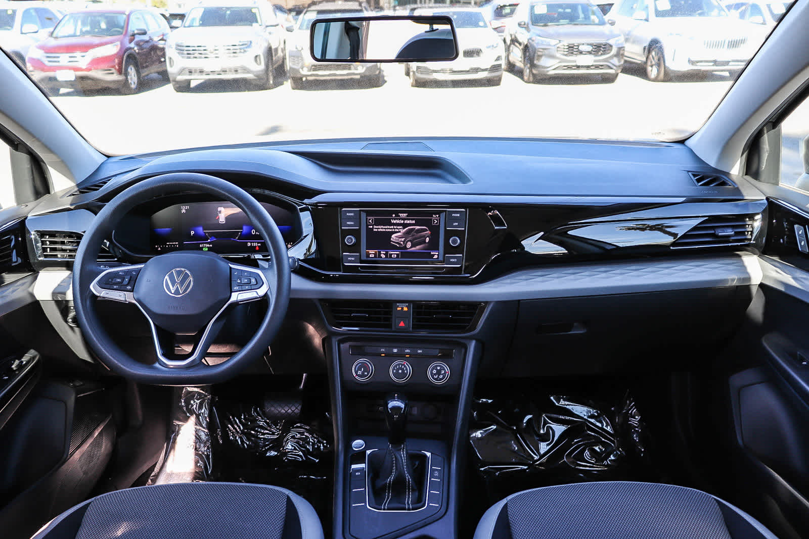 Thumbnail: 2022 Volkswagen Taos - 12