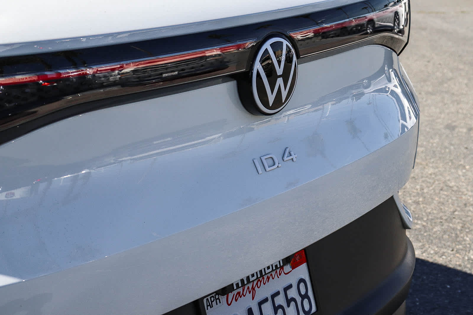 Thumbnail: 2023 Volkswagen ID.4 - 8