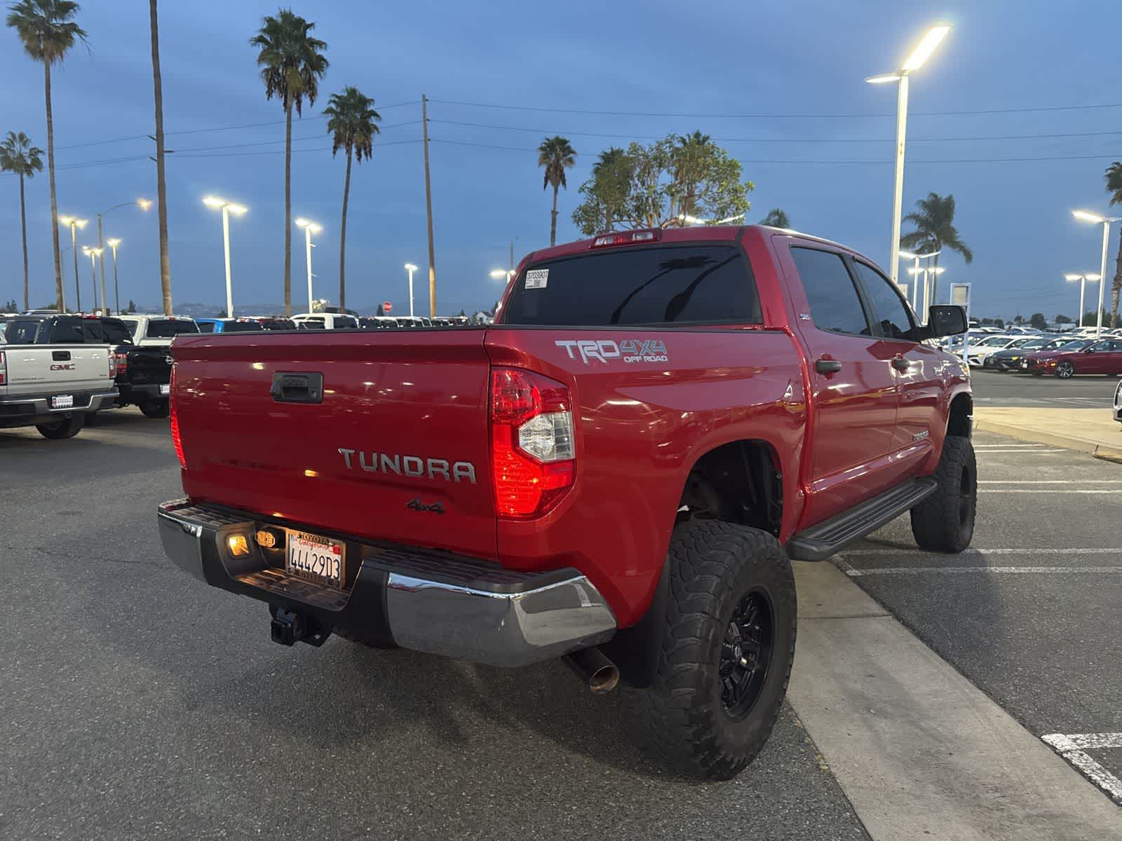 Thumbnail: 2019 Toyota Tundra - 3
