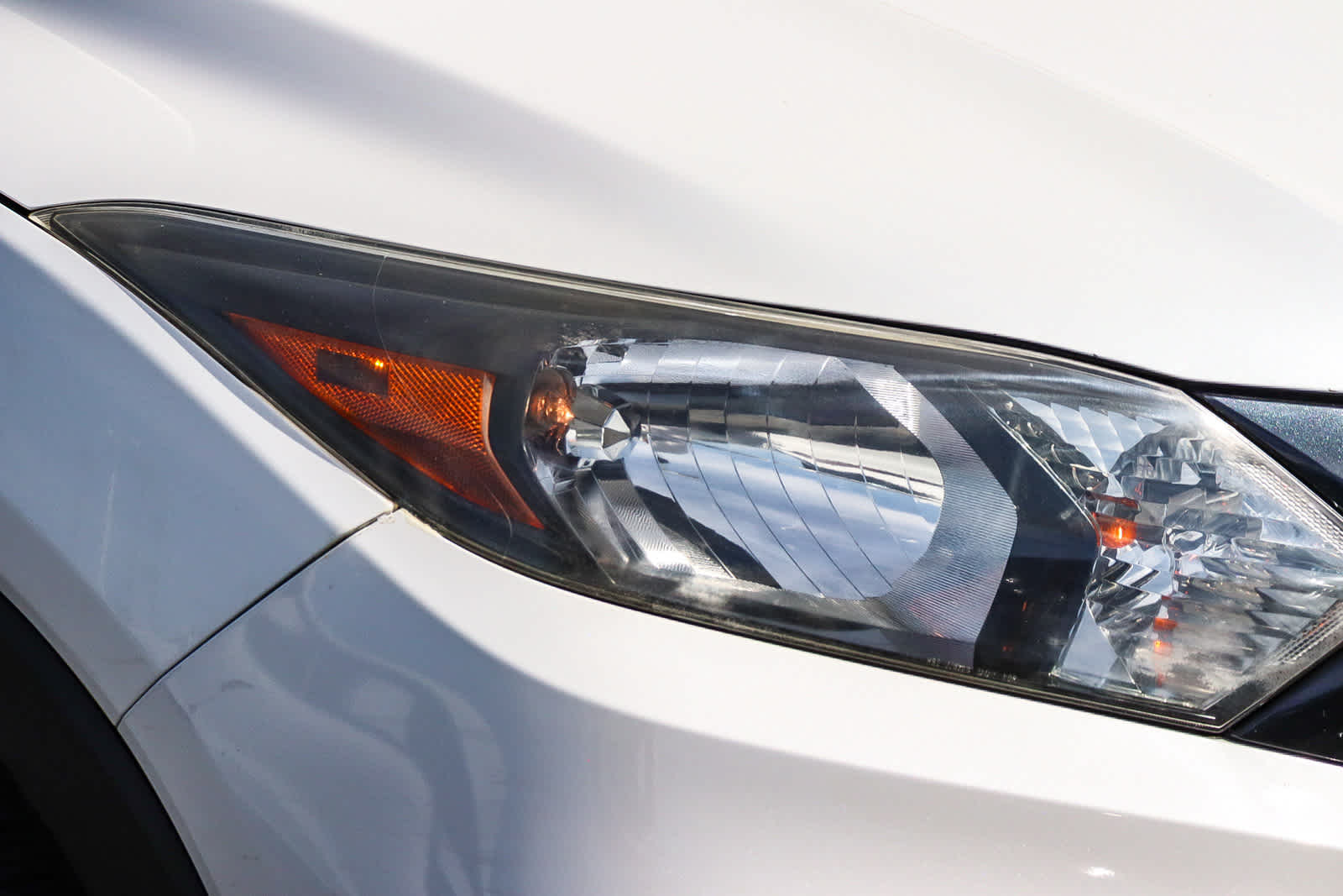 Thumbnail: 2016 Honda HR-V - 4