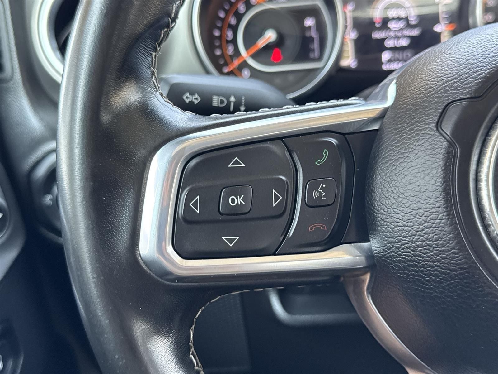 Thumbnail: 2022 Jeep Wrangler - 10