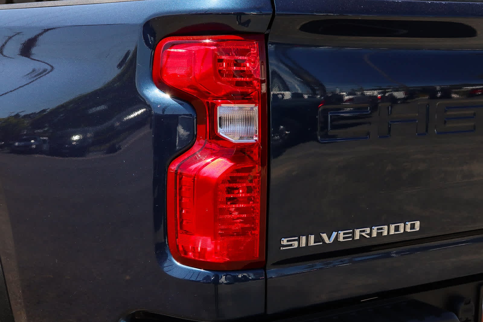 Thumbnail: 2021 Chevrolet Silverado 3500 - 8