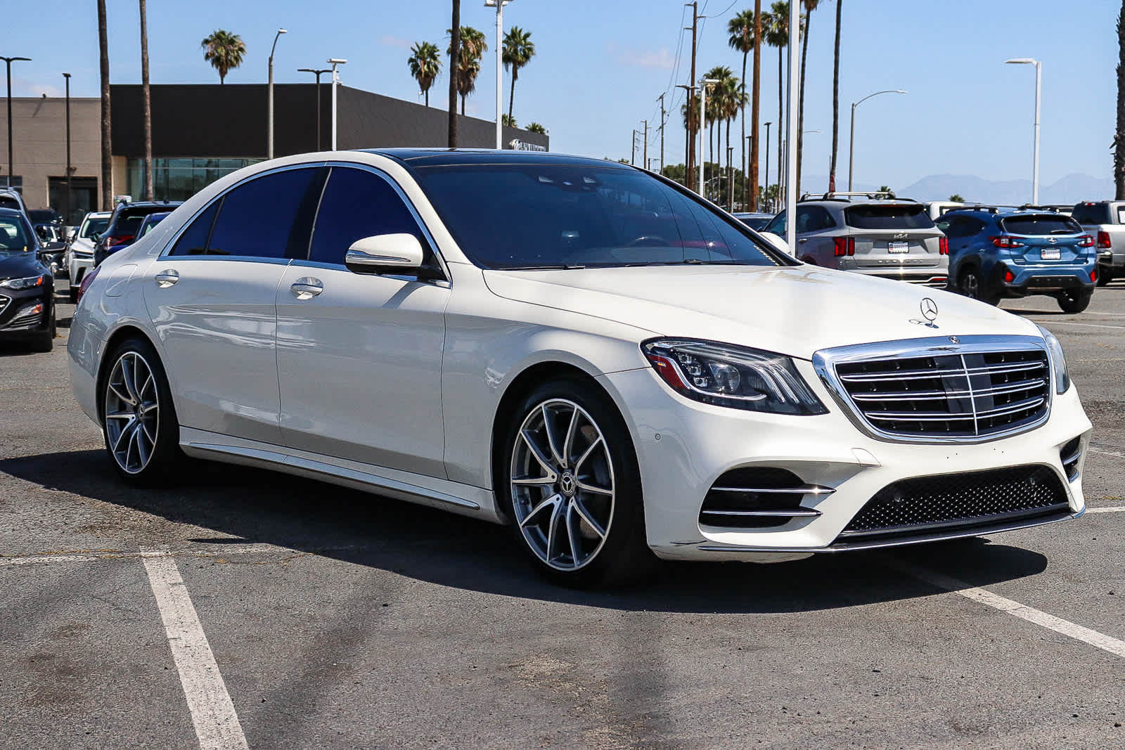 Thumbnail: 2019 Mercedes-Benz S-Class - 3