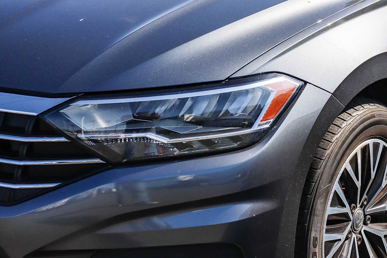 Thumbnail: 2019 Volkswagen Jetta - 2
