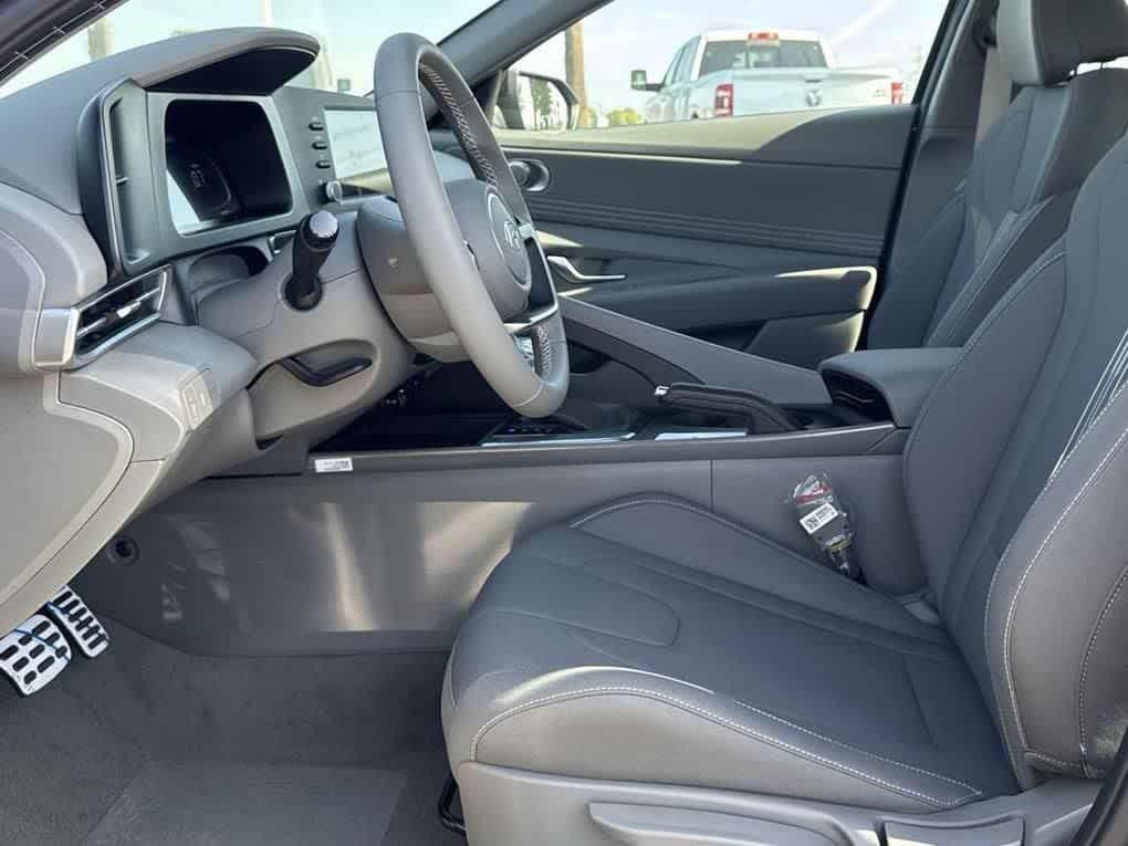 Thumbnail: 2025 Hyundai Elantra - 29