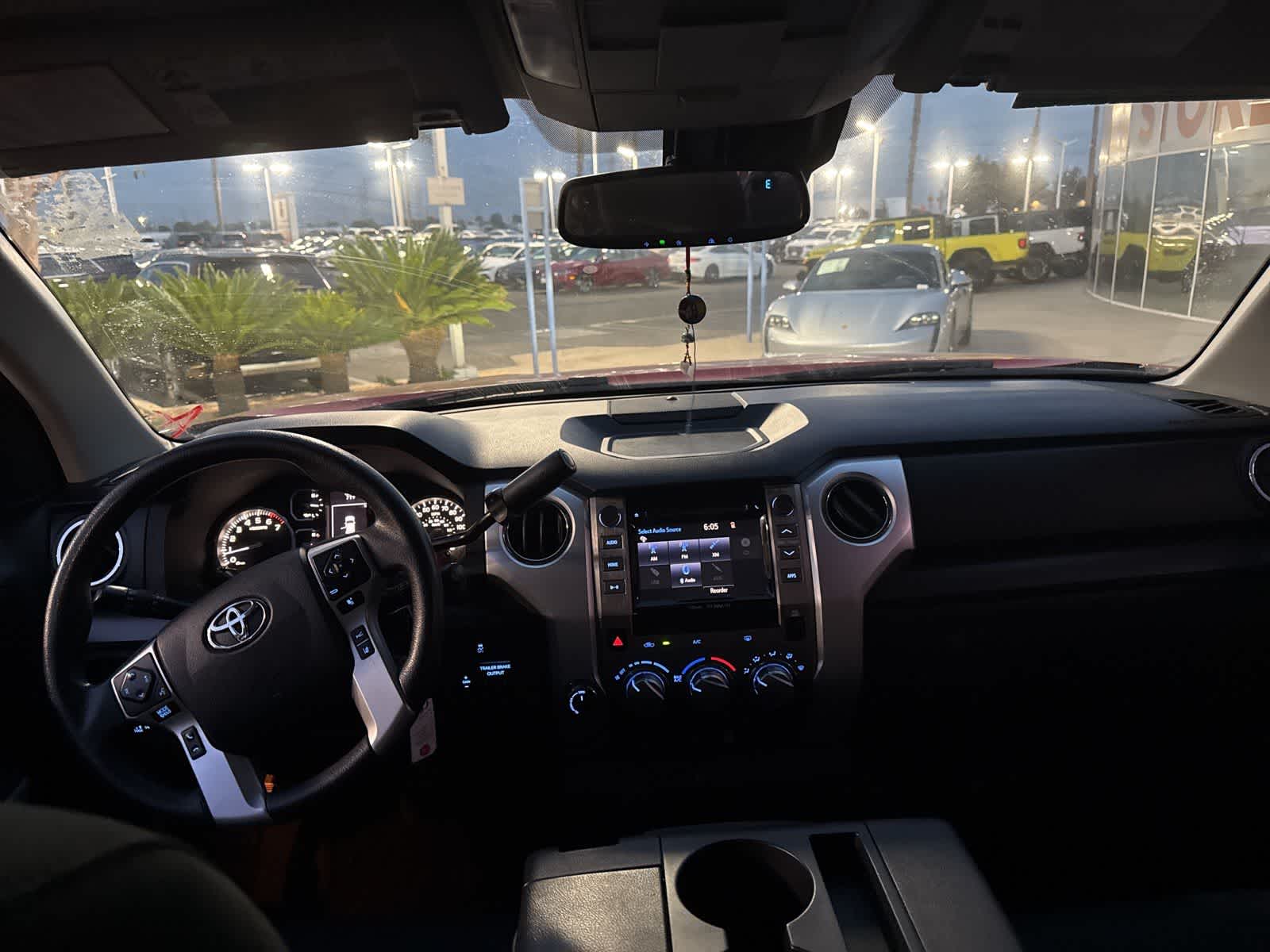 Thumbnail: 2019 Toyota Tundra - 10